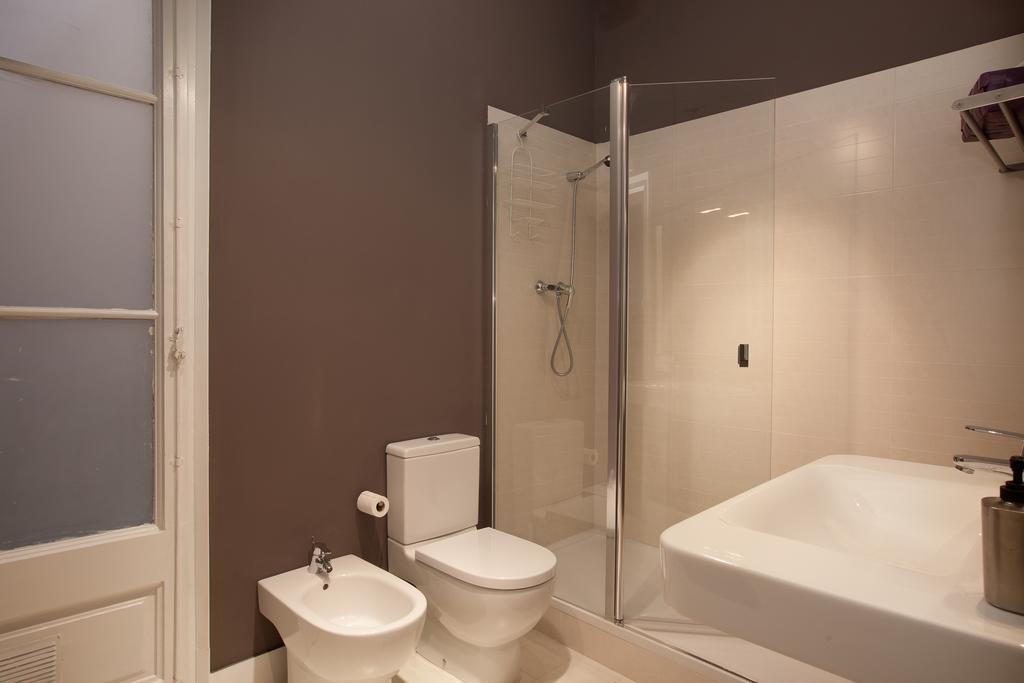 Enjoy Apartments Sofia Barcelona Kamer foto