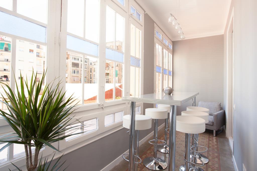 Enjoy Apartments Sofia Barcelona Buitenkant foto